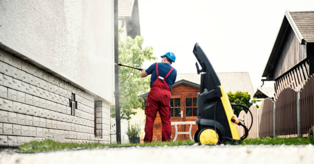 Animal Enclosure Cleaning in Porterville, CA