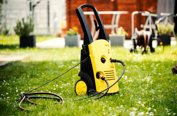 Best Playground Equipment Cleaning  in Porterville, CA